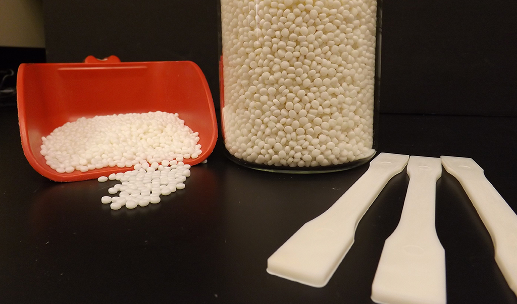 Starch-based plastics 